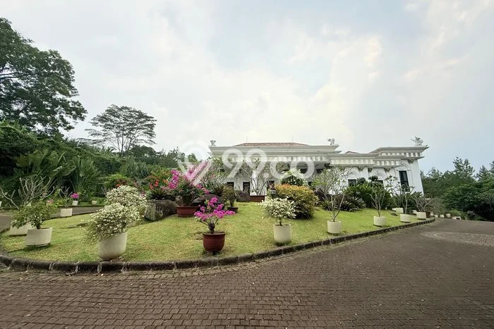 Hunian Mewah LB 2500m2 Siap Huni Desain Elegan di Sentul City, Bogor Hunian Mewah LB 2500m2 Siap Huni Desain Elegan di Sentul City, Bogor