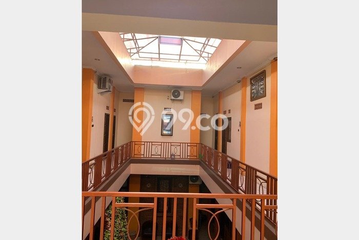 Rumah Kost untuk Dijual di Depok dengan 13 KT, 12 KM, Luas 470m2 Rumah Kost untuk Dijual di Depok dengan 13 KT, 12 KM, Luas 470m2