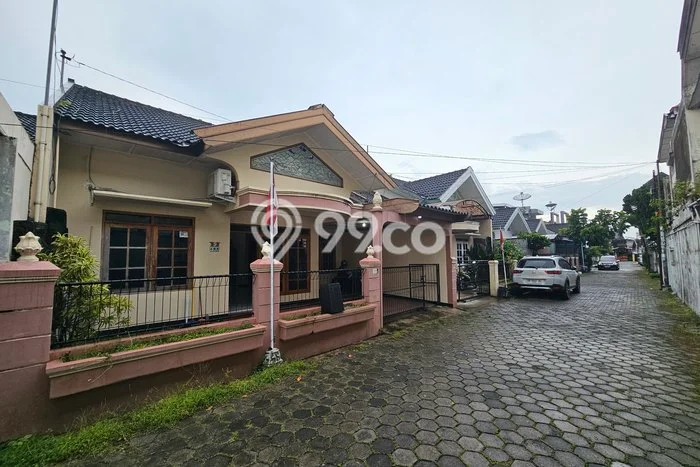 Dijual Cepat Rumah Favorit Siap Huni LB 115m2 di Kotagede, Yogyakarta Dijual Cepat Rumah Favorit Siap Huni LB 115m2 di Kotagede, Yogyakarta