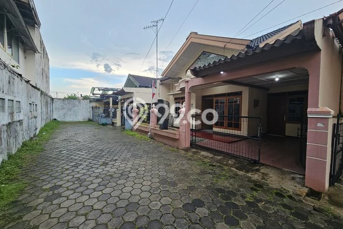 Dijual Cepat Rumah Favorit Siap Huni LB 115m2 di Kotagede, Yogyakarta Dijual Cepat Rumah Favorit Siap Huni LB 115m2 di Kotagede, Yogyakarta