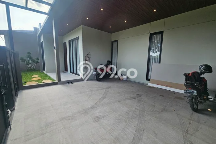 Rumah Luas Asri 3 KT Siap Pakai di Purwomartani Sleman Rumah Luas Asri 3 KT Siap Pakai di Purwomartani Sleman