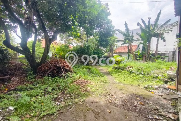 Tanah Dijual Area Strategis di Demangan Yogyakarta 224m2 Tanah Dijual Area Strategis di Demangan Yogyakarta 224m2