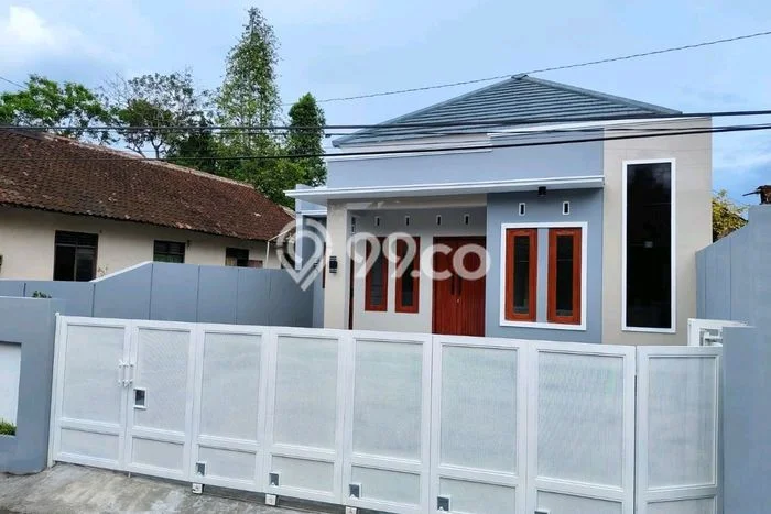 Dijual Rumah 3 Kamar Lokasi Ideal Nyaman dan Strategis di Mlati Dijual Rumah 3 Kamar Lokasi Ideal Nyaman dan Strategis di Mlati
