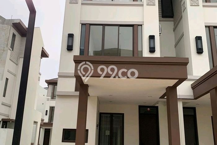 Jual Rumah Eksklusif 3 KT di Suvarna Sutera, Tangerang Jual Rumah Eksklusif 3 KT di Suvarna Sutera, Tangerang