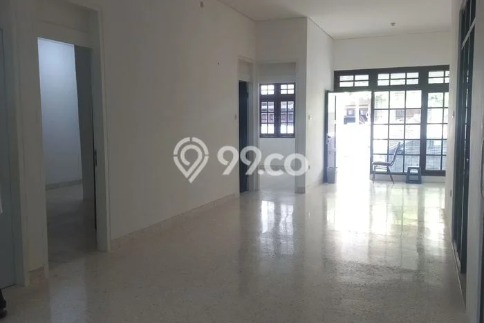 Rumah Disewakan Jakarta Selatan LT 220m2 LB 200m2 Area Pondok Indah Rumah Disewakan Jakarta Selatan LT 220m2 LB 200m2 Area Pondok Indah