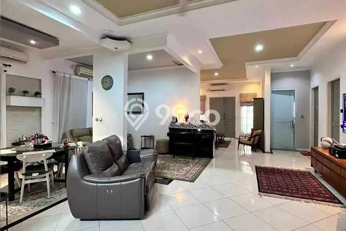 Rumah Elit LB 220m2 Siap Pakai Desain Elegan di Cipete, Jakarta Selatan Rumah Elit LB 220m2 Siap Pakai Desain Elegan di Cipete, Jakarta Selatan