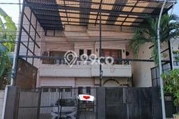 Ready to Use! Premium House LT 228m2 Desain Modern di Surabaya Kota Ready to Use! Premium House LT 228m2 Desain Modern di Surabaya Kota