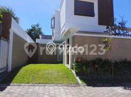 Aset Strategis! Vila Kawasan , Dimensi 131m2m², ROI Menjanjikan untuk investasi Aset Strategis! Vila Kawasan , Dimensi 131m2m², ROI Menjanjikan untuk investasi