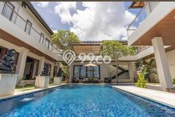 Vila Tenang di , Ukuran 556m2m², Akses ke beragam fasilitas Vila Tenang di , Ukuran 556m2m², Akses ke beragam fasilitas