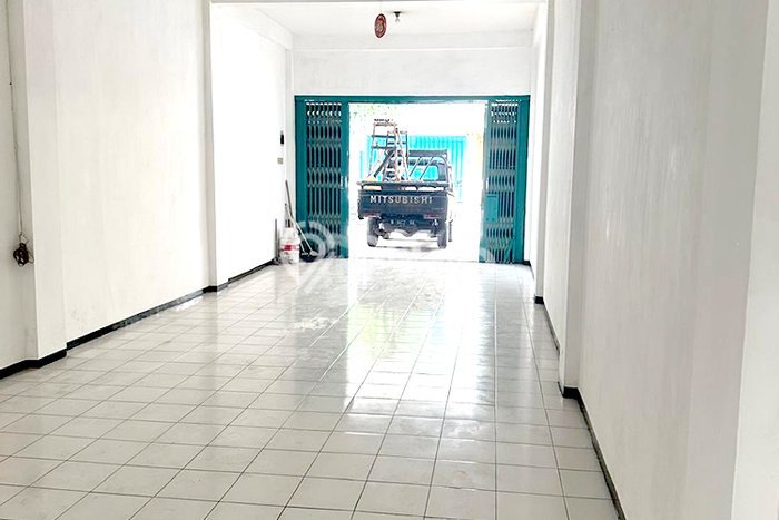 Unit Ruko Dijual di Malang LT 85m2 & LB 150m2 Unit Ruko Dijual di Malang LT 85m2 & LB 150m2