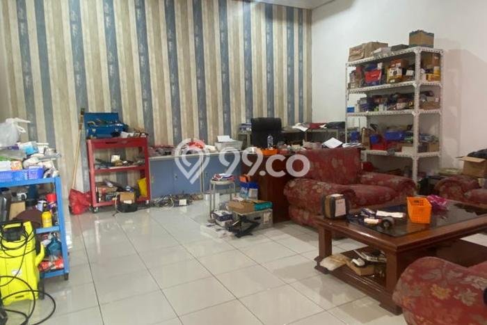 Hunian Mewah LB 800m2 Siap Pakai Desain Elegan di Villa Puncak Tidar, Malang Hunian Mewah LB 800m2 Siap Pakai Desain Elegan di Villa Puncak Tidar, Malang
