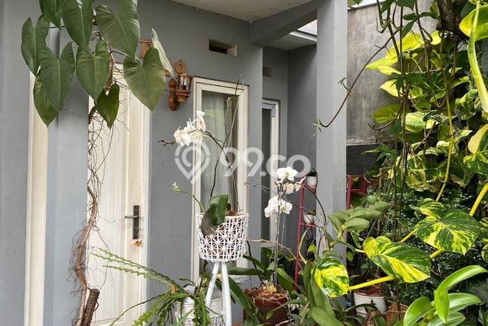 Dijual Rumah 5 Kamar Lokasi Strategis Bagus dan Strategis di Karangploso Dijual Rumah 5 Kamar Lokasi Strategis Bagus dan Strategis di Karangploso