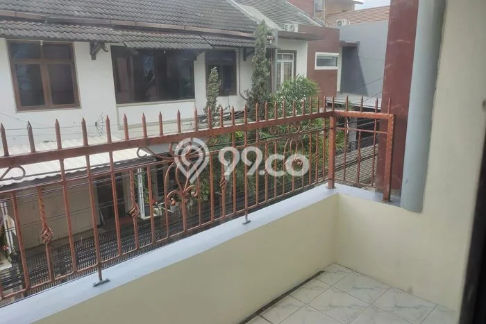 Disewakan! Rumah 3 Kamar Tidur &
2 Kamar Mandi di Cibaduyut, Bandung Disewakan! Rumah 3 Kamar Tidur &
2 Kamar Mandi di Cibaduyut, Bandung