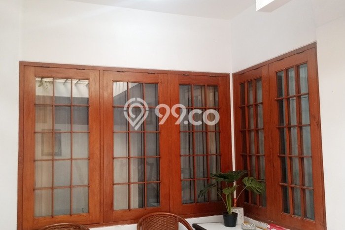 Rumah Cantik Siap Huni Di Batununggal Luas 210m2 Aman Rumah Cantik Siap Huni Di Batununggal Luas 210m2 Aman