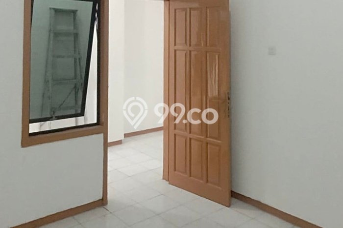 Untuk Dijual! Ruko di Surabaya Kota Surabaya LT 104m2 / LB 315m2 Kawasan Bisnis Untuk Dijual! Ruko di Surabaya Kota Surabaya LT 104m2 / LB 315m2 Kawasan Bisnis