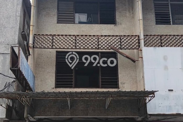 Ruko Bagus Dijual LB 300m2 Lokasi Strategis Surabaya Area Cocok untuk Berbisnis Ruko Bagus Dijual LB 300m2 Lokasi Strategis Surabaya Area Cocok untuk Berbisnis