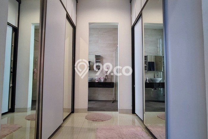 For Sale! Luxury House LT 240m2 Desain Modern di Lippo Karawaci For Sale! Luxury House LT 240m2 Desain Modern di Lippo Karawaci