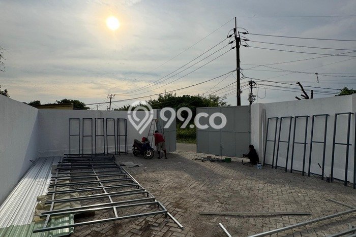 Gudang Kawasan Gading Serpong, Luas 228m2m², Kawasan Berkembang, Mainroad Gudang Kawasan Gading Serpong, Luas 228m2m², Kawasan Berkembang, Mainroad
