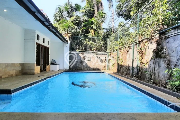 Rumah Luxury Modern Siap Huni di Cipete Jakarta Selatan Rumah Luxury Modern Siap Huni di Cipete Jakarta Selatan
