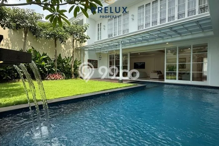 Dijual Rumah Mewah Elegan Dengan View Eksklusif di Kemang, Jakarta Selatan Dijual Rumah Mewah Elegan Dengan View Eksklusif di Kemang, Jakarta Selatan