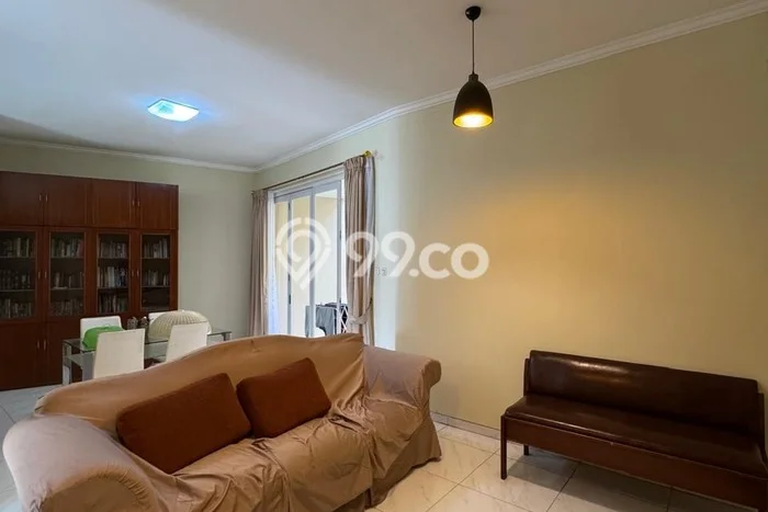 Rumah Elit LB 200m2 Siap Huni Desain Elegan di Pondok Indah, Jakarta Selatan Rumah Elit LB 200m2 Siap Huni Desain Elegan di Pondok Indah, Jakarta Selatan