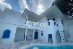 For Sale! Premium House LT 551m2 Desain Elegan di Kemang For Sale! Premium House LT 551m2 Desain Elegan di Kemang