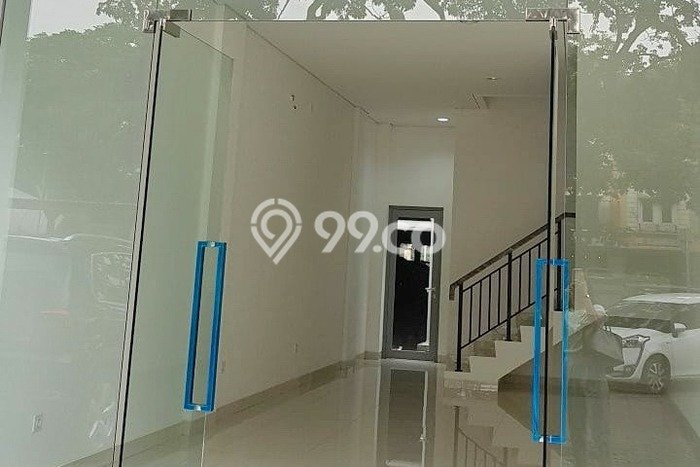 Ruko Lokasi Strategis Kawasan Serpong Utara, Luas 143m², Mainroad Ruko Lokasi Strategis Kawasan Serpong Utara, Luas 143m², Mainroad
