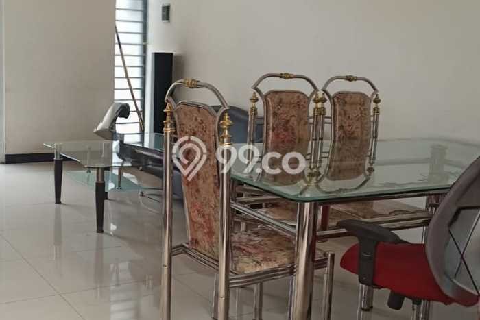 Rumah Minimalis 2 KT LT 119m2 di Taman Kopo Indah Rumah Minimalis 2 KT LT 119m2 di Taman Kopo Indah