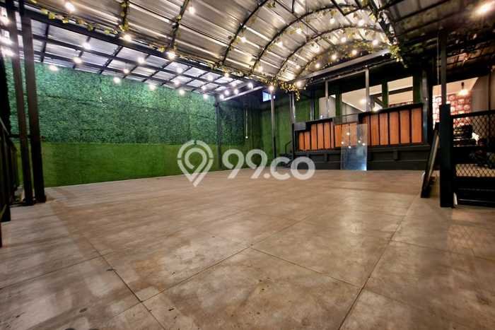 Gudang Dijual di Jakarta Selatan LT 230m2 & LB 600m2 Lokasi Terbaik! Gudang Dijual di Jakarta Selatan LT 230m2 & LB 600m2 Lokasi Terbaik!