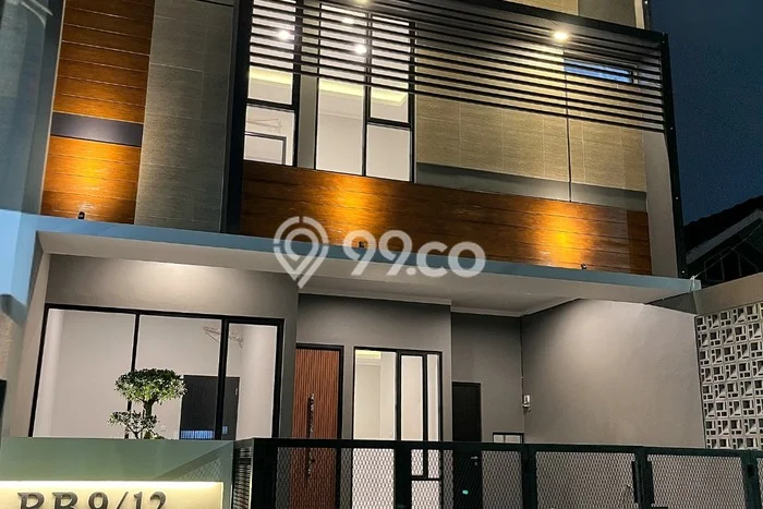 Dijual Rumah Mewah Megah Dengan View Eksklusif di Graha Raya, Tangerang Selatan Dijual Rumah Mewah Megah Dengan View Eksklusif di Graha Raya, Tangerang Selatan