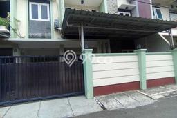 Disewakan Rumah Harga Terjangkau di Rawamangun Jakarta Timur Punya 6 Kamar Tidur Disewakan Rumah Harga Terjangkau di Rawamangun Jakarta Timur Punya 6 Kamar Tidur