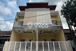 Rumah Minimalis 3 Kamar LT 75m2 di Harapan Indah Rumah Minimalis 3 Kamar LT 75m2 di Harapan Indah