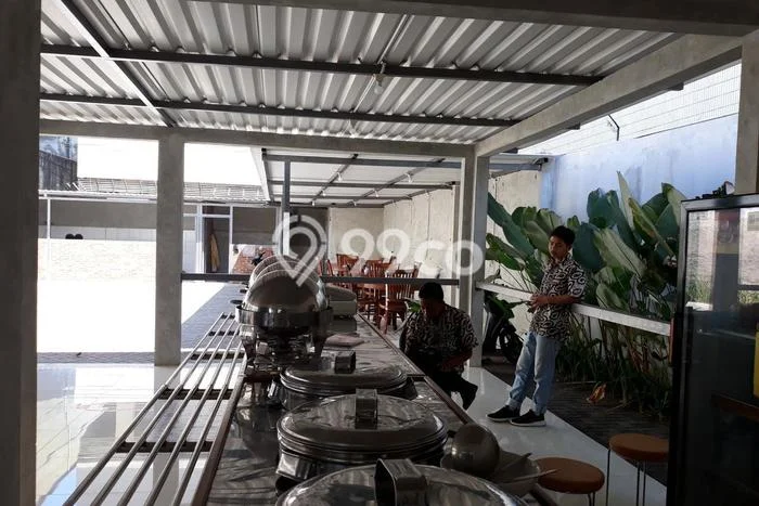FOR RENT! Komersial di Gatot Subroto Cocok untuk Bisnis 250m2 FOR RENT! Komersial di Gatot Subroto Cocok untuk Bisnis 250m2