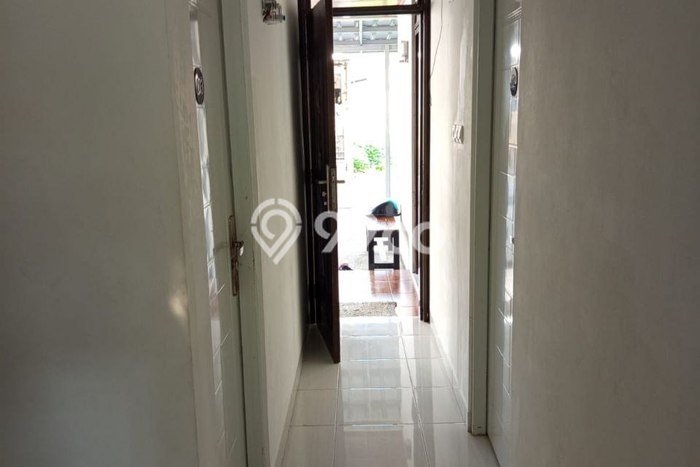 Unit Kost Dijual di Margajaya dengan 8 Kamar Area Ramai Unit Kost Dijual di Margajaya dengan 8 Kamar Area Ramai