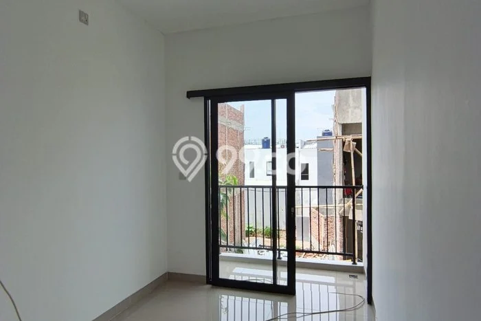 Rumah Modern Cantik 3 Kamar Siap Huni di Ciracas Rumah Modern Cantik 3 Kamar Siap Huni di Ciracas
