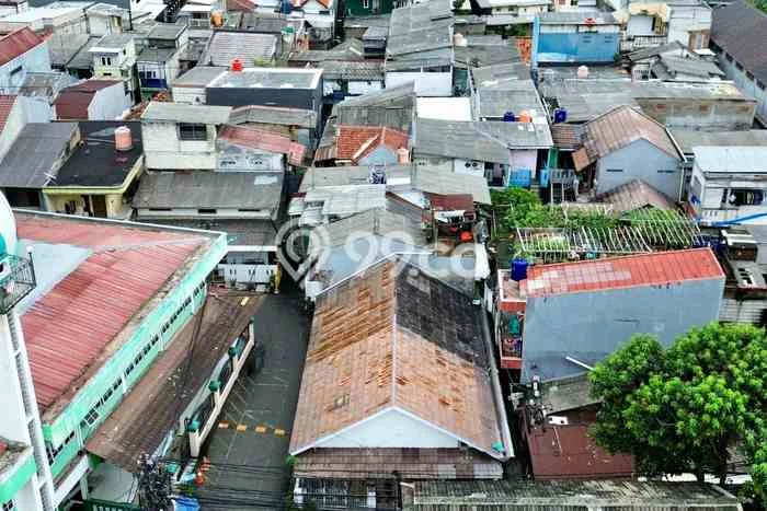 For Sale Hunian Rumah Terawat 2 Kamar di Cawang, Jakarta Timur For Sale Hunian Rumah Terawat 2 Kamar di Cawang, Jakarta Timur