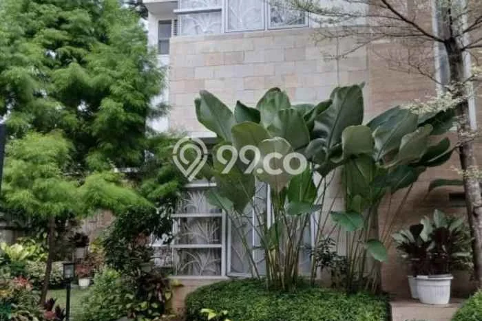 Siap Huni Rumah Mewah 4 Kamar di Tebet Dekat ke Mana Pun Siap Huni Rumah Mewah 4 Kamar di Tebet Dekat ke Mana Pun