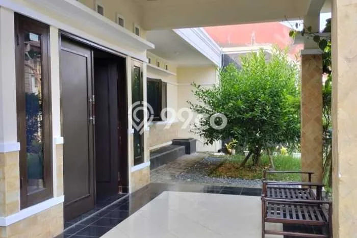 Jual Rumah Eksklusif 5 KT di Buah Batu, Bandung Jual Rumah Eksklusif 5 KT di Buah Batu, Bandung