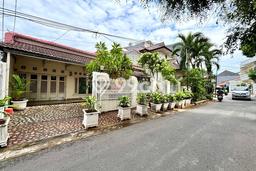 Siap Huni Hunian Elit 5 Kamar di Tebet Dekat ke Mana Pun Siap Huni Hunian Elit 5 Kamar di Tebet Dekat ke Mana Pun