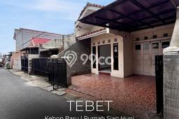 For Sale Rumah 6 Kamar Lokasi Ideal Bagus dan Strategis di Tebet For Sale Rumah 6 Kamar Lokasi Ideal Bagus dan Strategis di Tebet