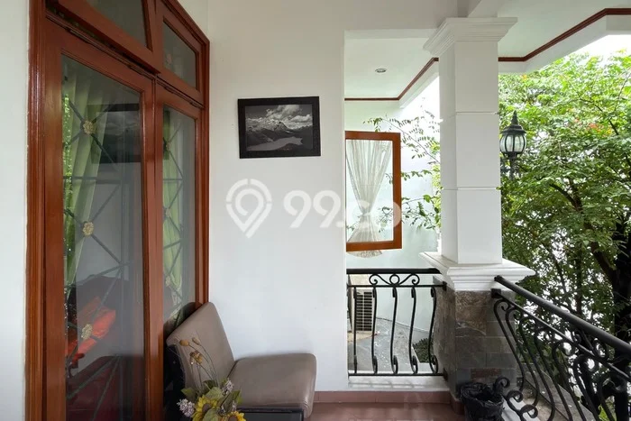 Unit Kost Dijual di Tebet dengan 6 Kamar Tidur & Luas Bangunan 300m2 Unit Kost Dijual di Tebet dengan 6 Kamar Tidur & Luas Bangunan 300m2
