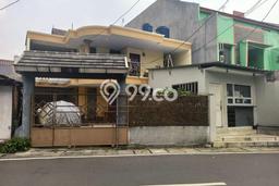 Siap Huni Hunian Elit 13 Kamar di Tebet Dekat ke Mana Pun Siap Huni Hunian Elit 13 Kamar di Tebet Dekat ke Mana Pun