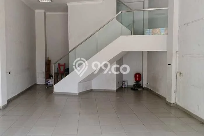 Rumah Cantik Siap Pakai Di Semarang Tengah Luas 180m2 Aman Rumah Cantik Siap Pakai Di Semarang Tengah Luas 180m2 Aman