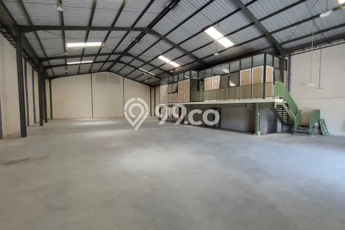 Unit Gudang Dijual di Genuk Semarang 400m2 Unit Gudang Dijual di Genuk Semarang 400m2