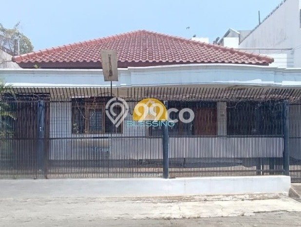 Lokasi terbaik! Rumah siap huni disewakan di Semarang Tengah LB 334m2 Lokasi terbaik! Rumah siap huni disewakan di Semarang Tengah LB 334m2