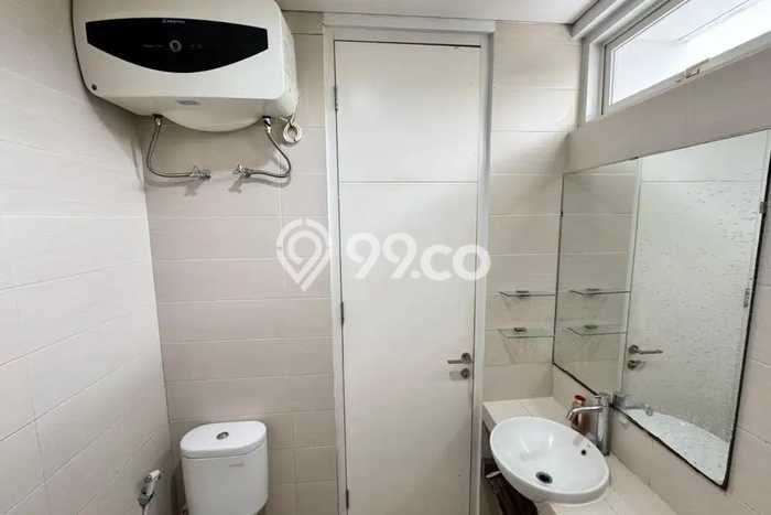 Disewakan! Rumah 4 Kamar Tidur &
3 Kamar Mandi di BSB City, Semarang Disewakan! Rumah 4 Kamar Tidur &
3 Kamar Mandi di BSB City, Semarang