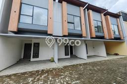 Jual Rumah Modern 3 KT di Sunrise Garden, Jakarta Barat Jual Rumah Modern 3 KT di Sunrise Garden, Jakarta Barat