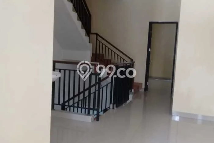 Rumah sewa siap huni 5 KT di Tomang, Jakarta Barat Rumah sewa siap huni 5 KT di Tomang, Jakarta Barat