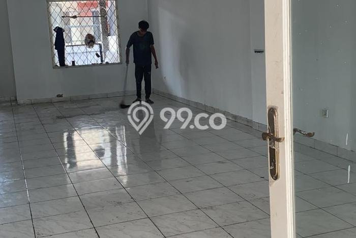 Ruko Bagus Dijual LB 180m2 Lokasi Strategis Jakarta Barat Area Cocok untuk Bisnis Ruko Bagus Dijual LB 180m2 Lokasi Strategis Jakarta Barat Area Cocok untuk Bisnis