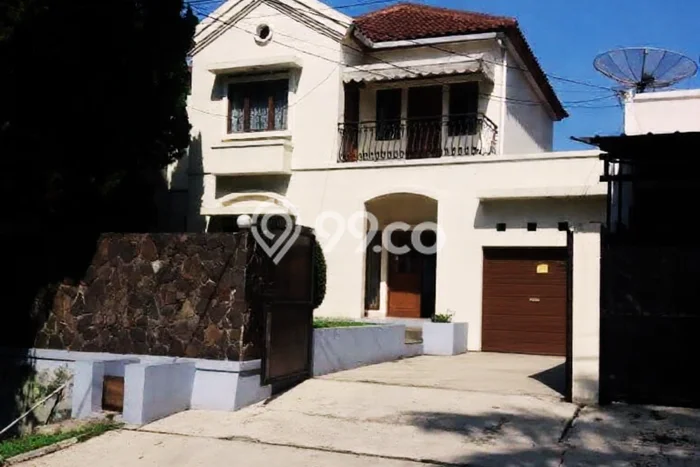 Rumah Disewakan Bandung LT 285m2 LB 201m2 Area Bandung Kota Rumah Disewakan Bandung LT 285m2 LB 201m2 Area Bandung Kota